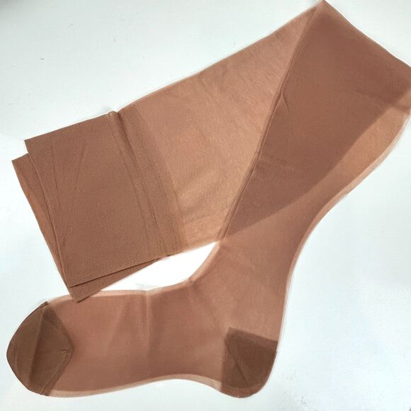 2 pair REALSILK Vintage Nylons Seamless Stockings size 9.5 - Picture 2 of 8